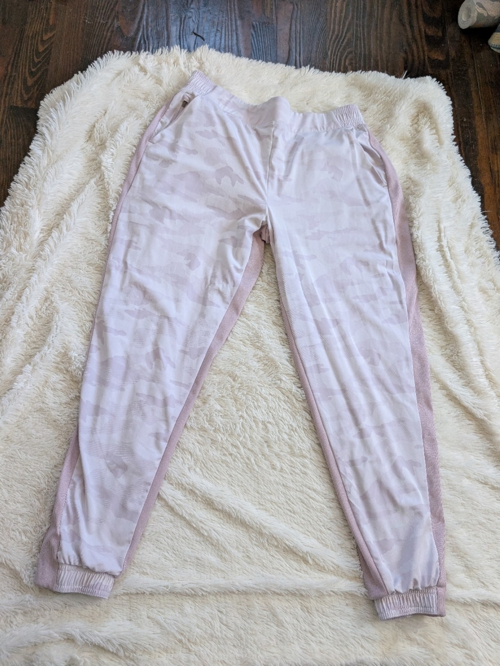 Athleta Light Pink Brooklyn Lined Camouflage Joggers Sweatpants Size 14